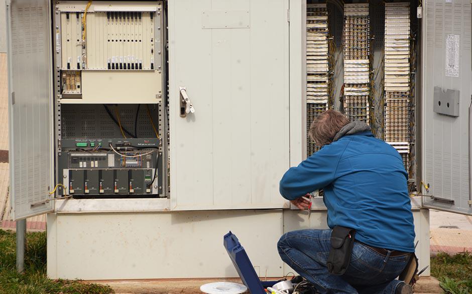 travail électricien Nandy