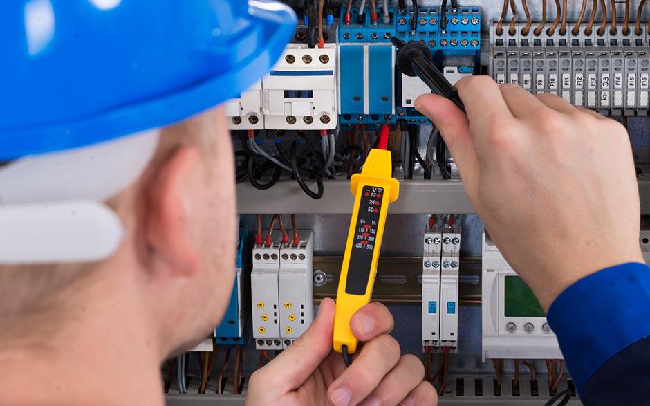 électricité Paris 4